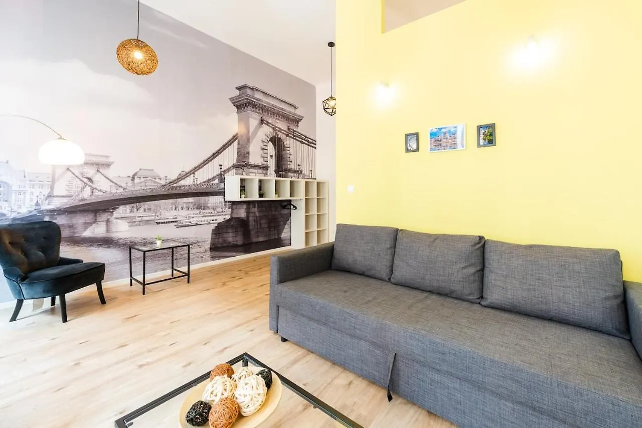 Budapest4Fun - New Apt In The Heart Of Βουδαπέστη 0*,  Ουγγαρία